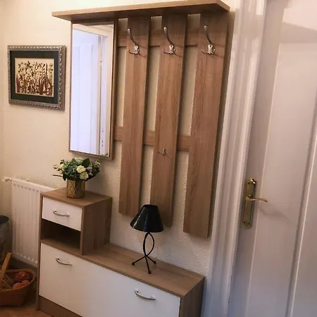 Apartamento Funcional Y Elegante En El Centro Junto Guggenheim By Urban Hosts Bilbau