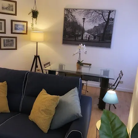 Apartamento Funcional Y Elegante En El Centro Junto Guggenheim By Urban Hosts Bilbau